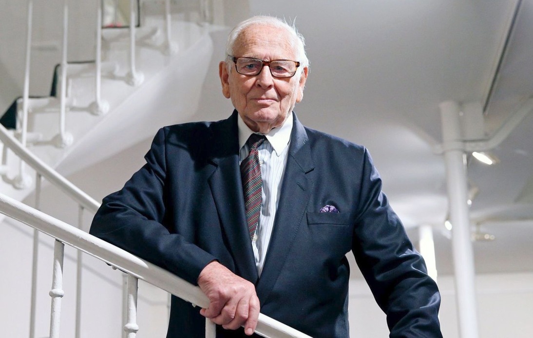 Legendary Fashion Designer Pierre Cardin Dies Aged 98