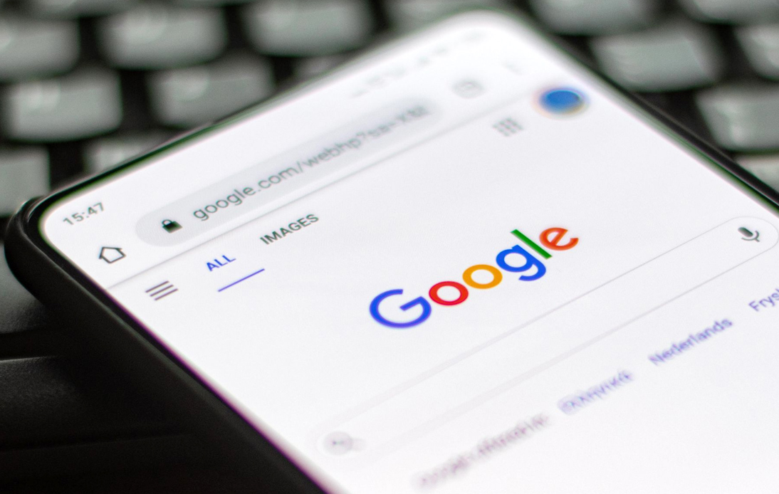 Google Threatens To Shut Down Search Engine in Australia