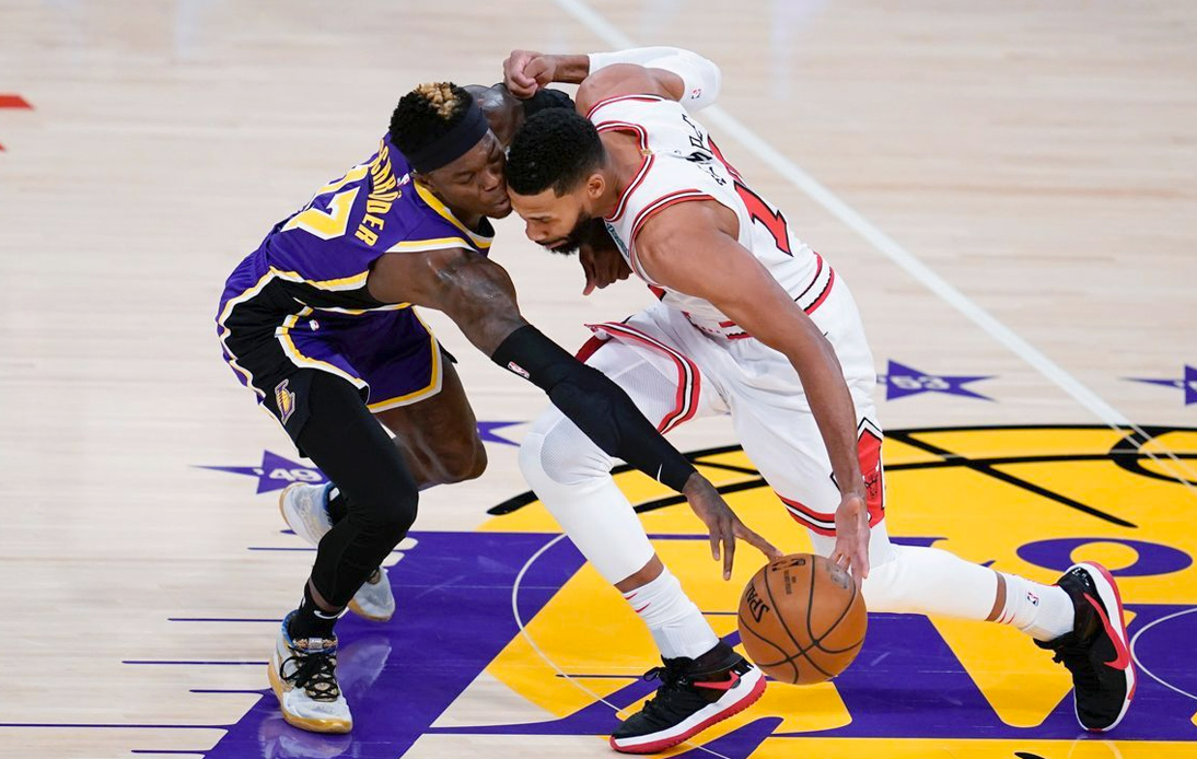 LeBron James Leads Lakers in Win Over Chicago Bulls