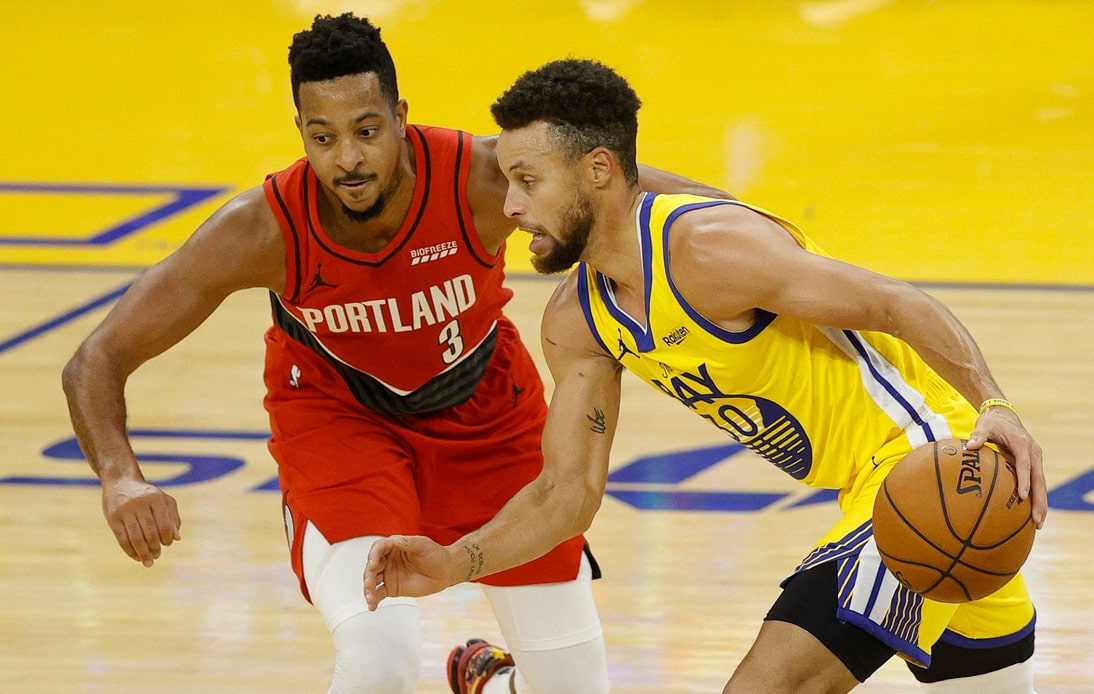 Stephen Curry Scores 62 Points in Win Over Portland