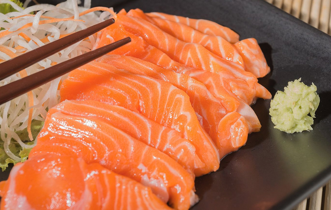 Many Taiwanese Change Name to “Salmon” To Get Free Sushi