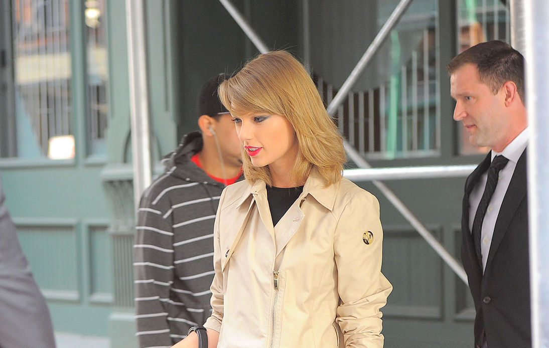 Taylor Swift Stalker Arrested for Trespassing in Her Apartment
