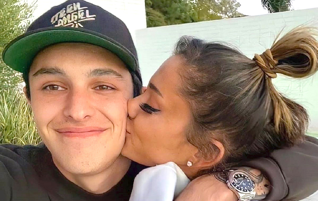 Ariana Grande and Dalton Gomez Married in Intimate, At-Home Wedding