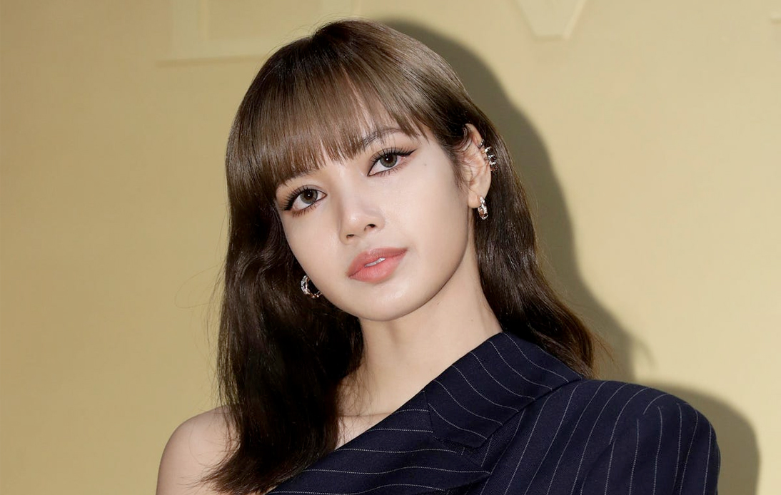 Blackpink’s Lisa Hopes To Help Children’s Education in Thailand