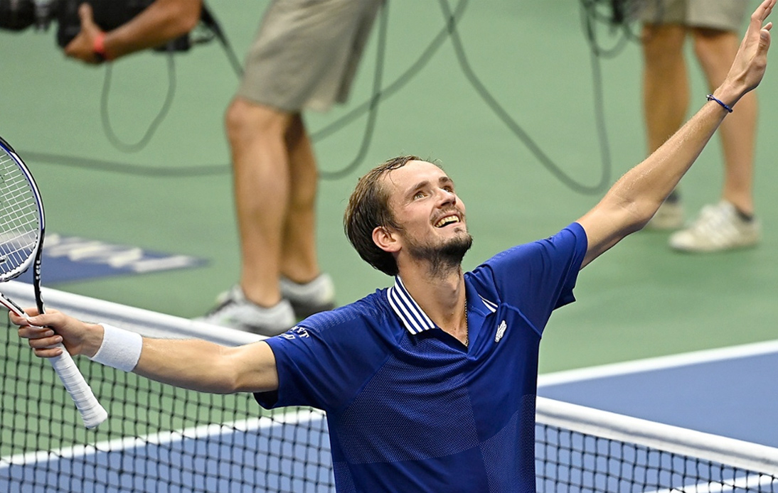 Medvedev Defeats Djokovic To Win His First Grand Slam