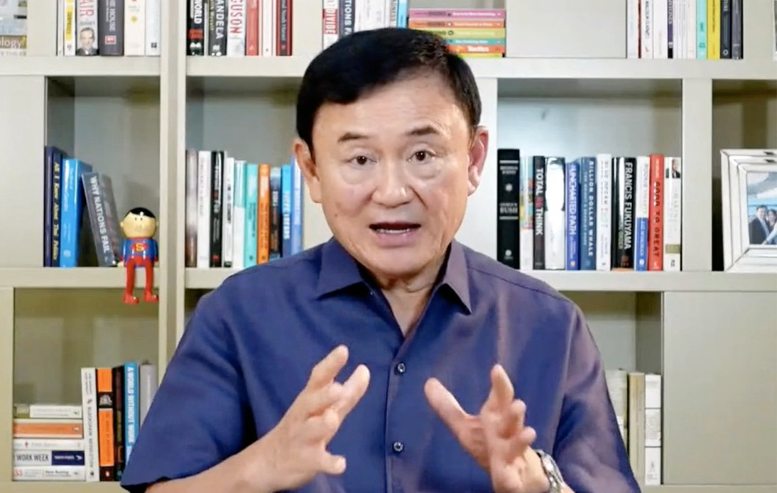 Ex-PM Thaksin Denies Supporting Anti-Monarchy Movements