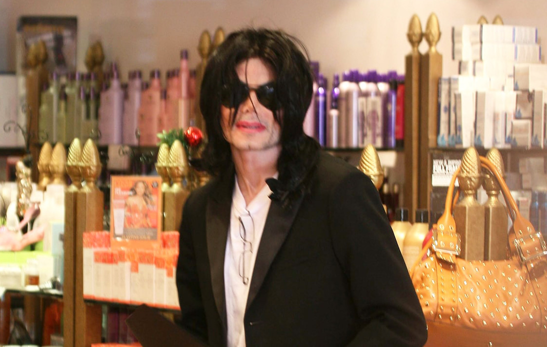 Michael Jackson’s Estate Claims Theft of Singer’s Valuables After Death
