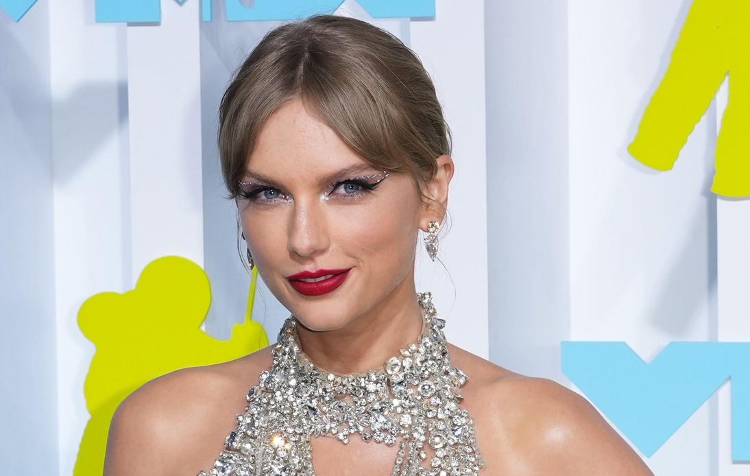 Taylor Swift Claims Entire Top 10 on Billboard’s Hot 100