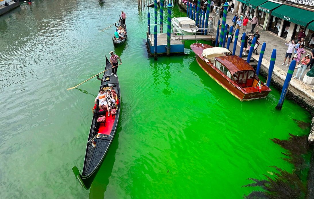 Venice Officials to Investigate As Canal Turns Fluorescent Green