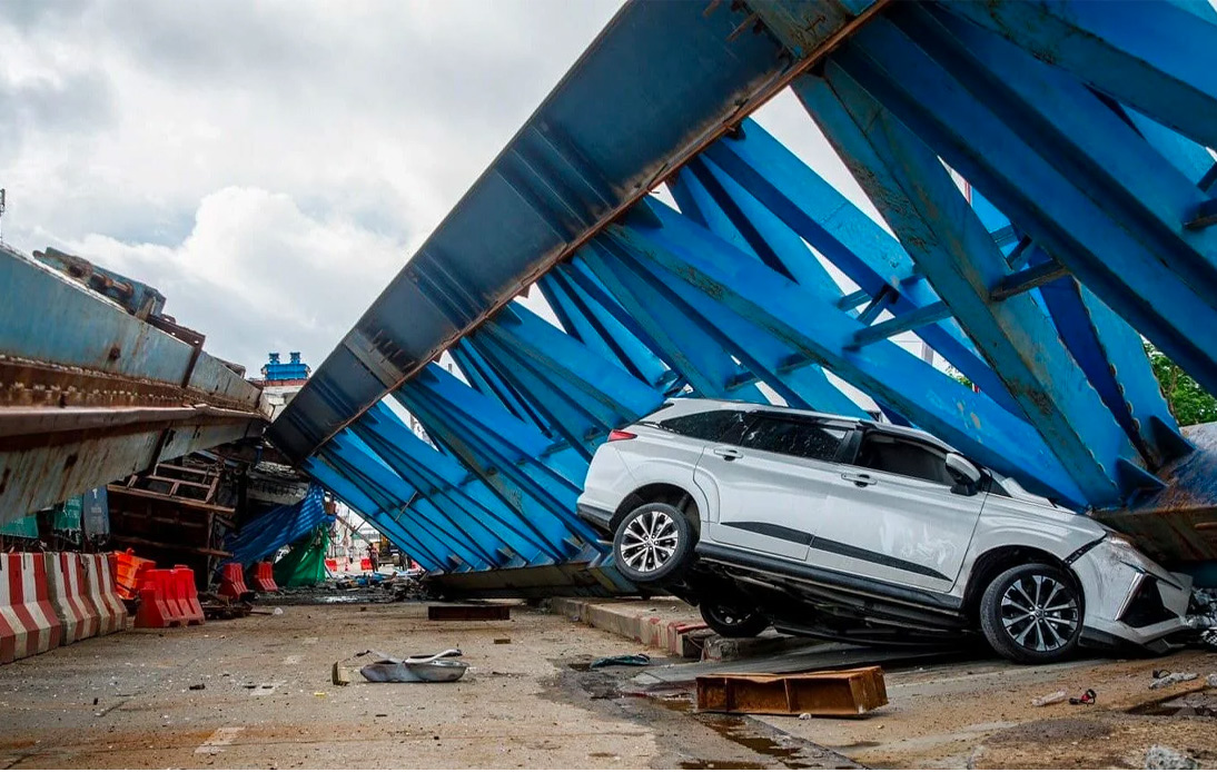 Bangkok: Two Killed and Many Hurt As Elevated Road Collapse