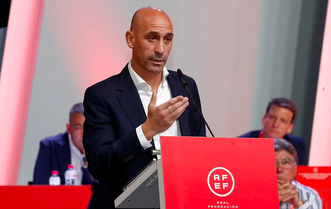 Spain FA Chief Luis Rubiales Resigns Over Kissing Scandal