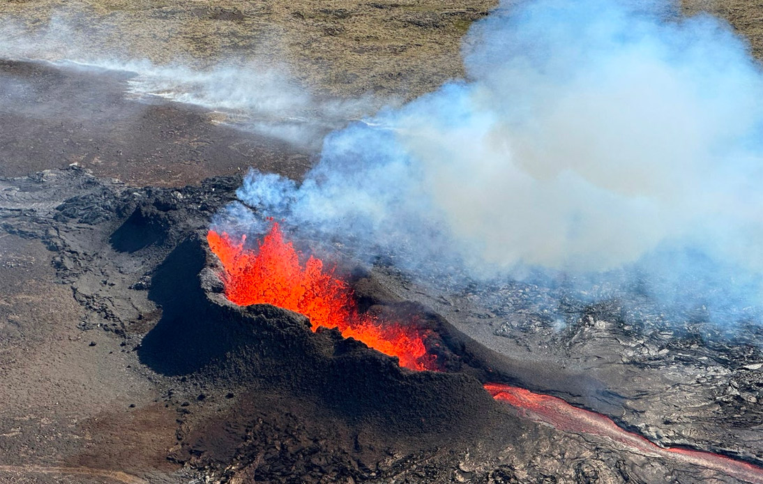 Iceland Declared Emergency Over Volcano Eruption Concern