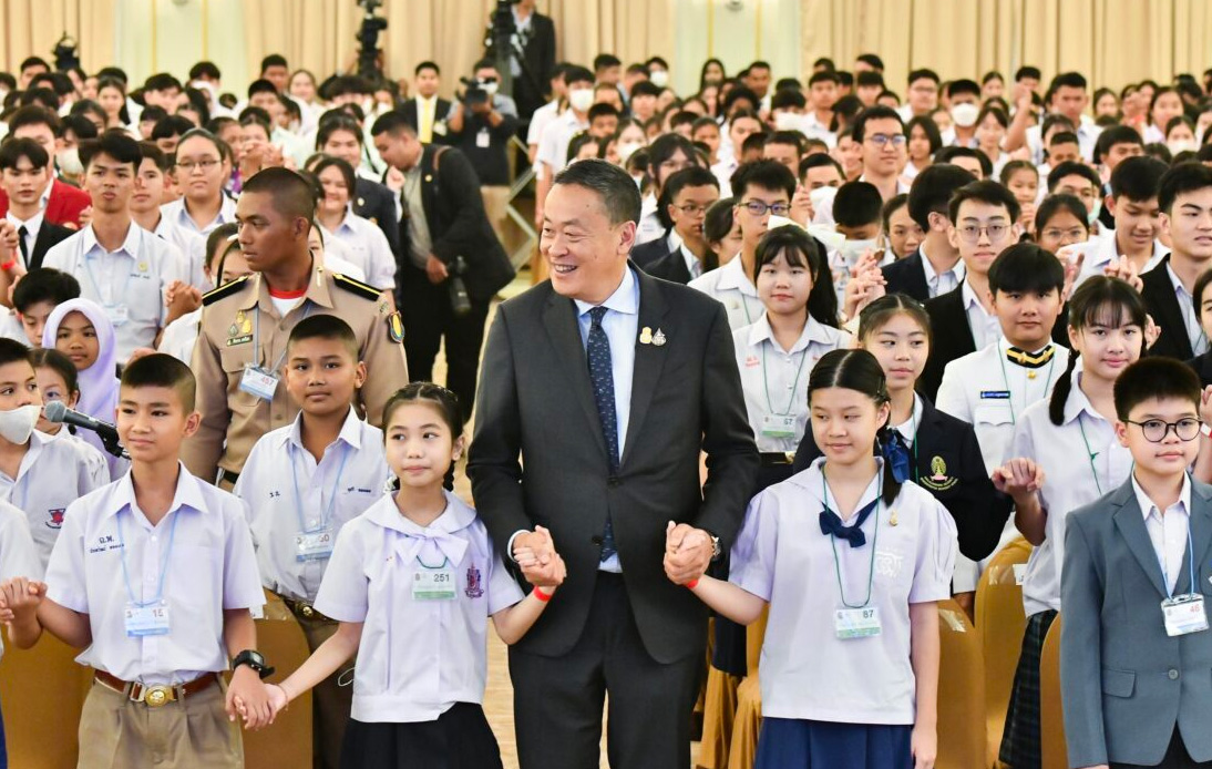 PM Aims for “Zero Dropouts”, Promoting Education Equality