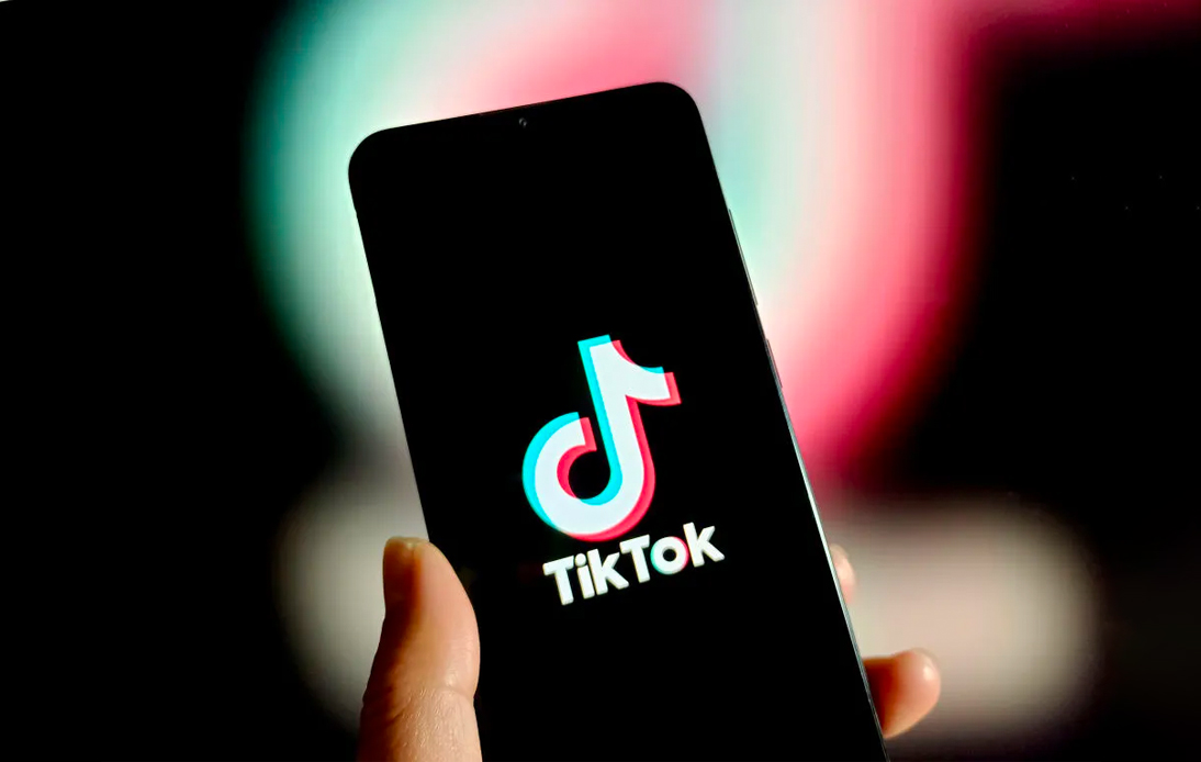 Universal Music Threatens To Remove Its Songs From TikTok