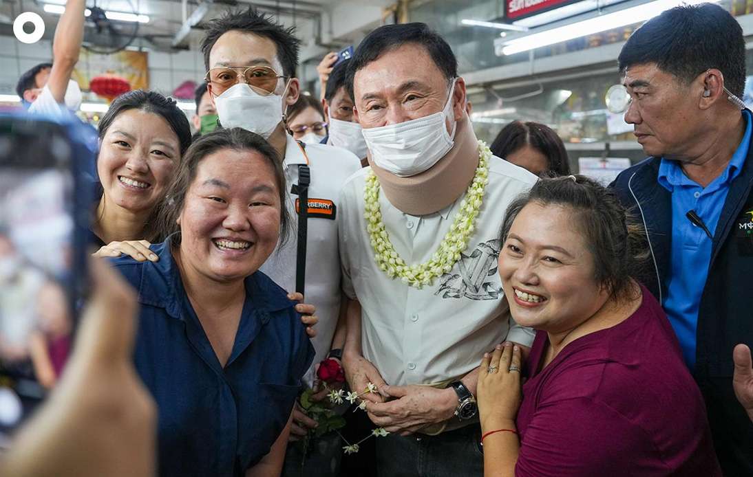 Thaksin Says “Happiness Is at Home” During Chiang Mai Visit