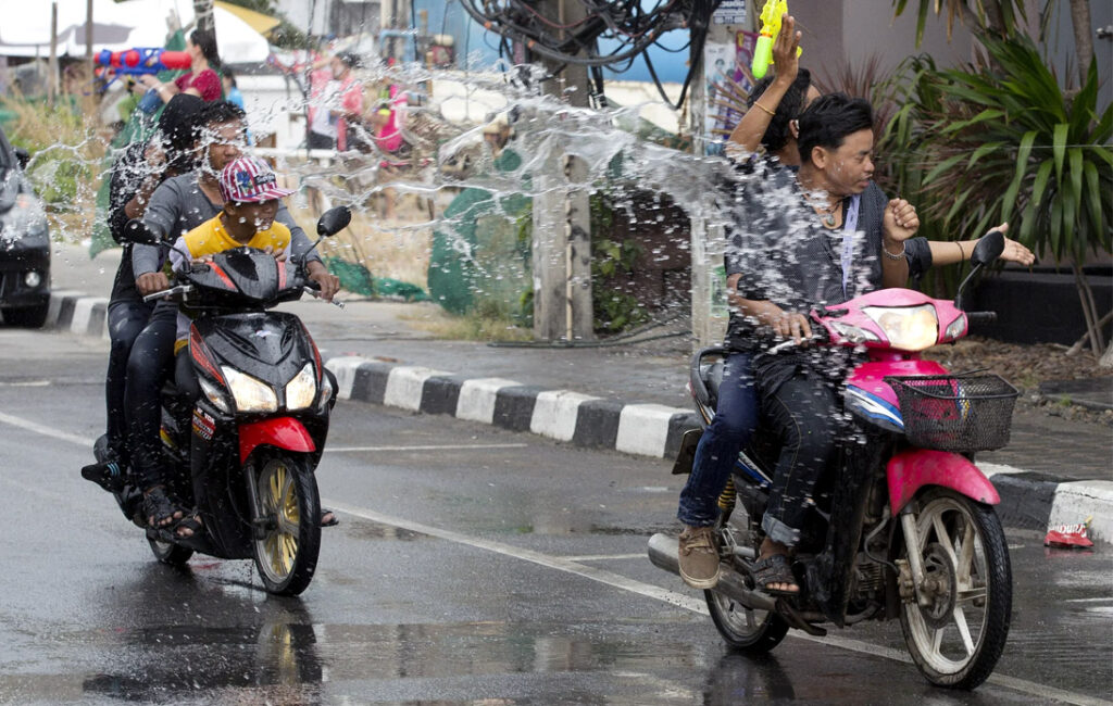 Road Accidents Claim 206 Lives in First Five Days of Songkran